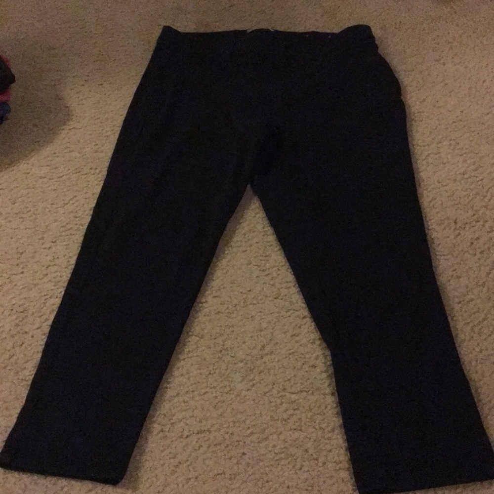 Maurice’s stretch Capri